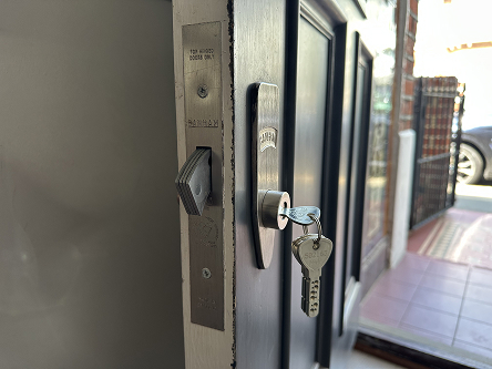 knightsbridge locksmith emergency services